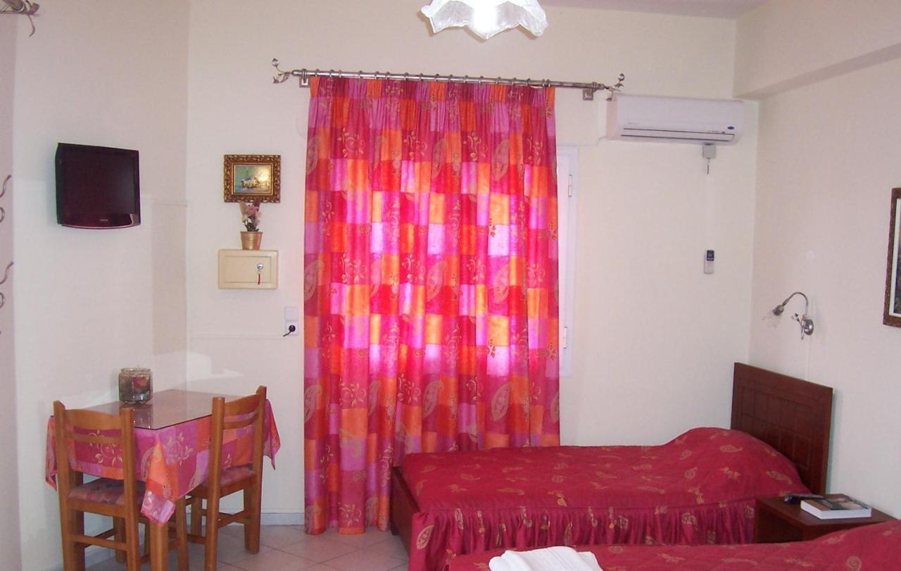 Ideal Studios Αμουδάρα Δωμάτιο φωτογραφία